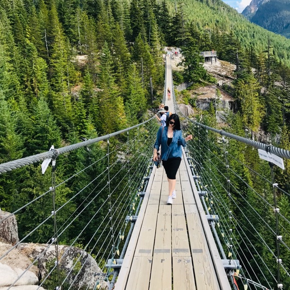 Meet your Posher, Leah - Picture 15 of 16